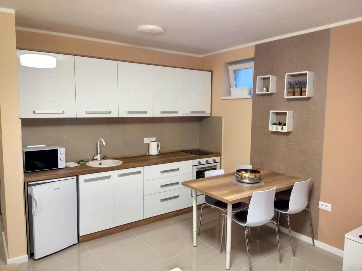 Apartment Cherry Gold Zrenjanin Exterior photo